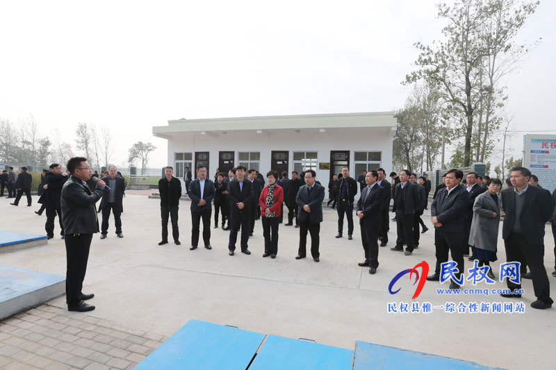 全市脱贫攻坚乡村振兴暨农村人居环境改善工作现场推进会在我县召开