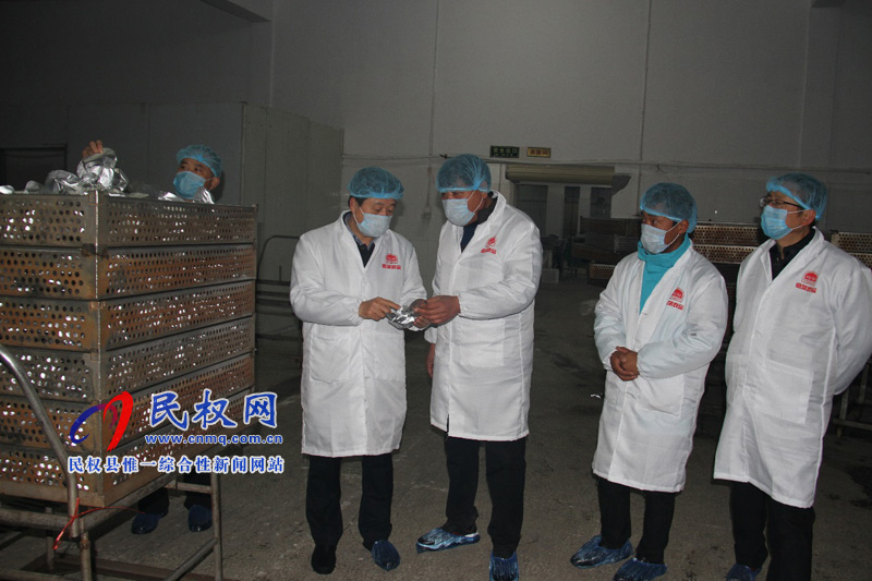 县领导陈鸿志检查我县食品生产企业安全生产工作 县领导陈鸿志检查我县食品生产企业安全生产工作