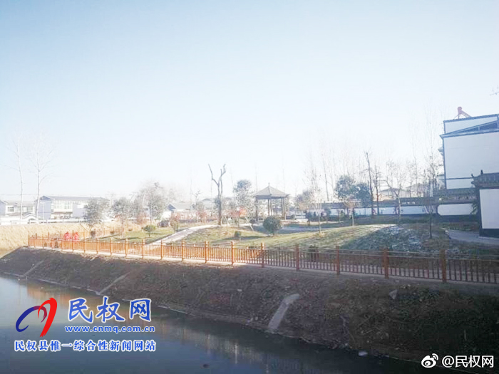 王庄寨镇:党建综合主题公园广场 党员教育有了新“阵地” 王庄寨镇:党建综合主题公园广场 党员教育有了新“阵地”