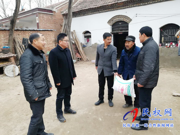 公路局:走访慰问道德模范 点滴真情温暖人心 公路局:走访慰问道德模范 点滴真情温暖人心
