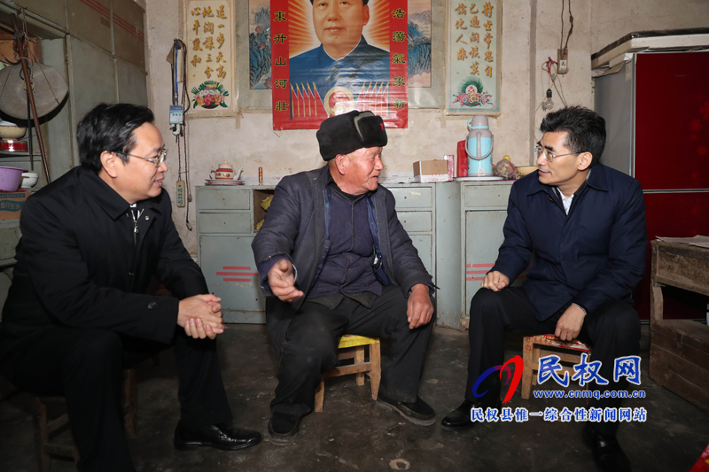 市委书记王战营到我县吴庄村“三•五”基层工作日