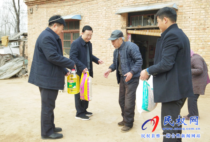 民权高新区情系贫困户 慰问暖人心 民权高新区情系贫困户 慰问暖人心