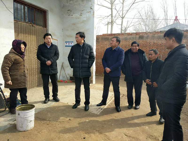 县委常委、纪委书记、监察委主任张亚光到胡集乡督导脱贫攻坚工作 县委常委、纪委书记、监察委主任张亚光到胡集乡督导脱贫攻坚工作