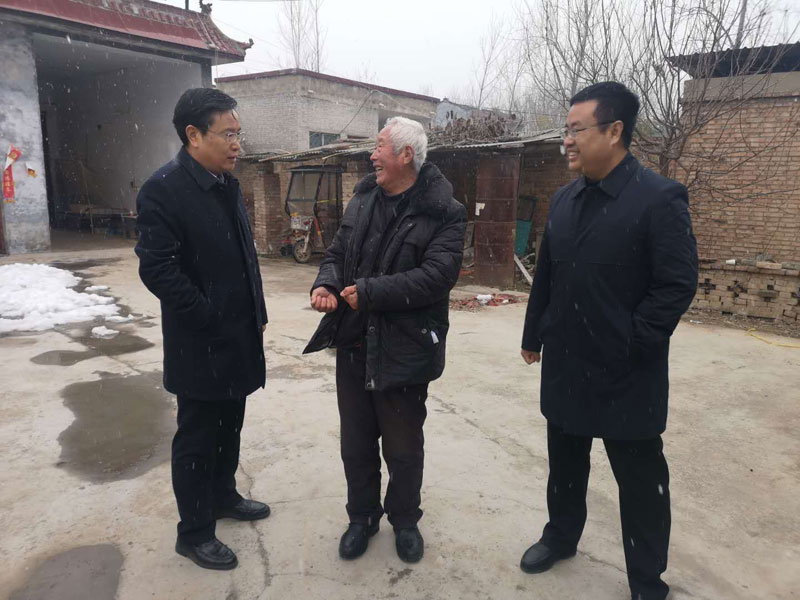 县委书记姫脉常深入基层一线督导脱贫攻坚工作 县委书记姫脉常深入基层一线督导脱贫攻坚工作