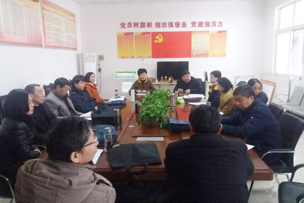县人大常委会主任周燕到颜集乡督导脱贫攻坚工作 县人大常委会主任周燕到颜集乡督导脱贫攻坚工作