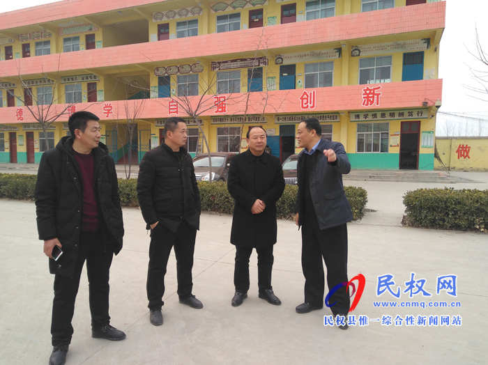 县教体局深入全县中小学督导检查开学工作