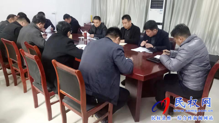 我县各乡镇(街道办)迅速传达贯彻学习全县脱贫攻坚第八次调度会精神 我县各乡镇(街道办)迅速传达贯彻学习全县脱贫攻坚第八次调度会精神