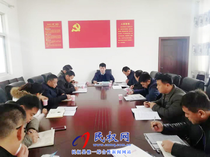 我县各乡镇(街道办)迅速传达贯彻学习全县脱贫攻坚第八次调度会精神 我县各乡镇(街道办)迅速传达贯彻学习全县脱贫攻坚第八次调度会精神
