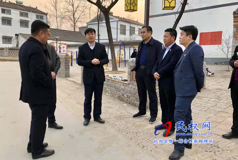 县委副书记、县长张团结到部分乡镇街道办督导脱贫攻坚和乡村振兴工作 县委副书记、县长张团结到部分乡镇街道办督导脱贫攻坚和乡村振兴工作