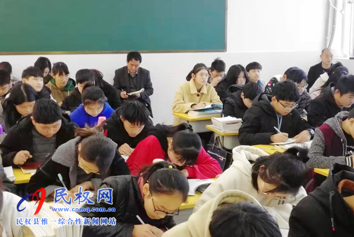民族学校扎实开展人人一节课听课、评课教研活动 民族学校扎实开展人人一节课听课、评课教研活动