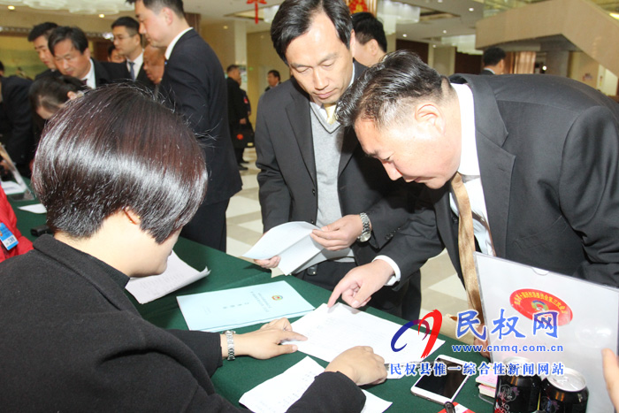 两会来啦!全县政协委员陆续抵达驻地报到 两会来啦!全县政协委员陆续抵达驻地报到
