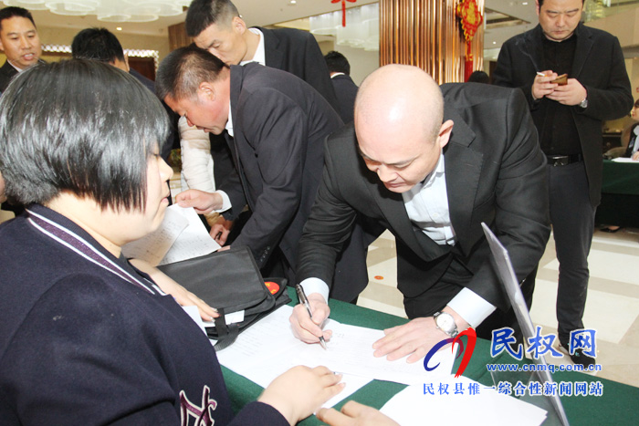 两会来啦!全县政协委员陆续抵达驻地报到 两会来啦!全县政协委员陆续抵达驻地报到