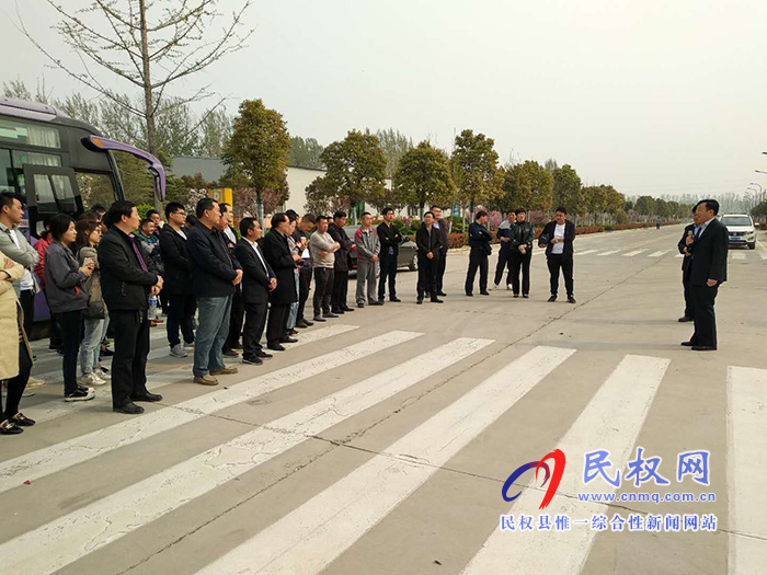 民权高新区开展绿化观摩活动 民权高新区开展绿化观摩活动