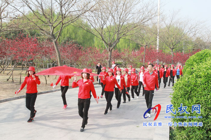 民权:一场快闪演绎“我和我的祖国” 民权:一场快闪演绎“我和我的祖国”