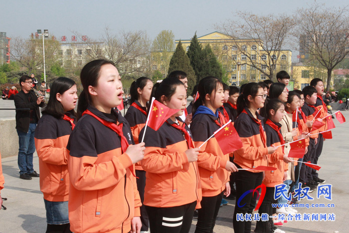 民权:一场快闪演绎“我和我的祖国” 民权:一场快闪演绎“我和我的祖国”
