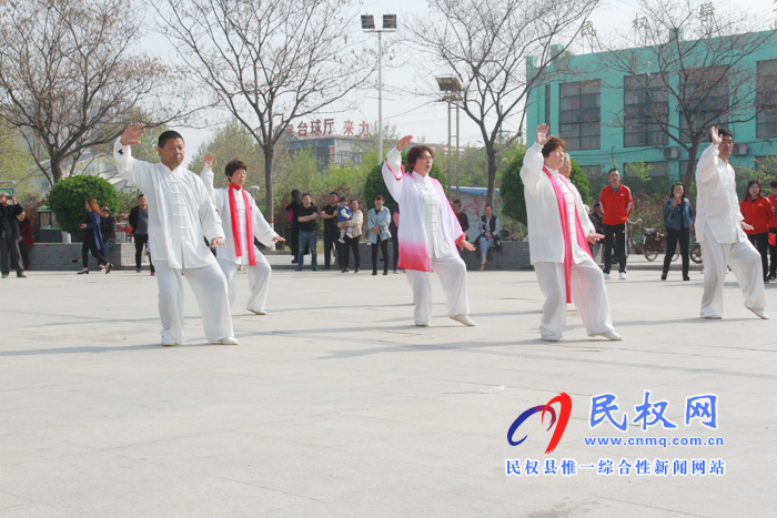 民权:一场快闪演绎“我和我的祖国” 民权:一场快闪演绎“我和我的祖国”