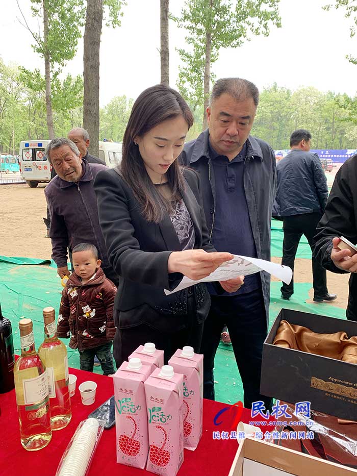 副县长朱琳到申甘林带查看槐花节开展情况 副县长朱琳到申甘林带查看槐花节开展情况