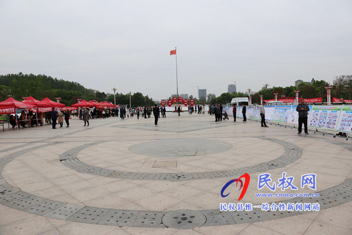 我县开展打击欺诈骗保集中宣传活动 我县开展打击欺诈骗保集中宣传活动