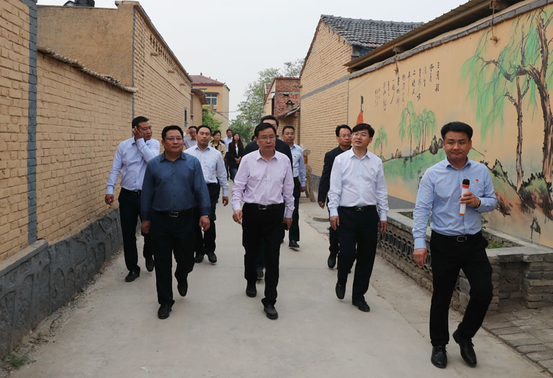 市人大常委会副主任、民权县委书记姬脉常,县委副书记、县长张团结带队到永城市考察乡村旅游和美丽乡村建设 市人大常委会副主任、民权县委书记姬脉常,县委副书记、县长张团结带队到永城市考察乡村旅游和美丽乡村建设