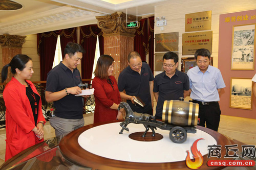 记录沧桑巨变 报道辉煌成就——商丘报业全媒体大型主题采访二分团民权采访掠影