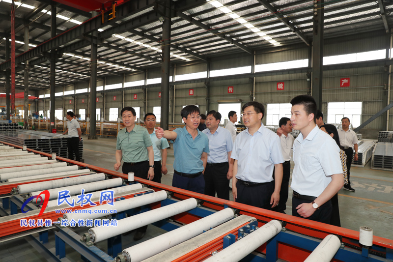 县委副书记、县长张团结调研企业发展建设情况 县委副书记、县长张团结调研企业发展建设情况