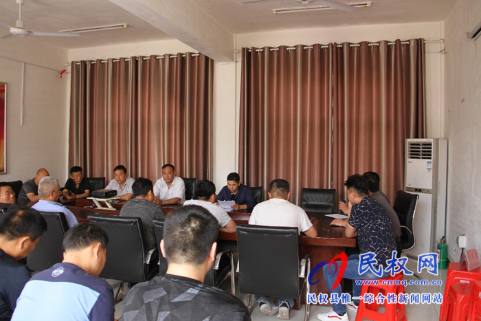 我县各单位、各乡镇(街道办)迅速传达贯彻全县党务工作会议精神 我县各单位、各乡镇(街道办)迅速传达贯彻全县党务工作会议精神