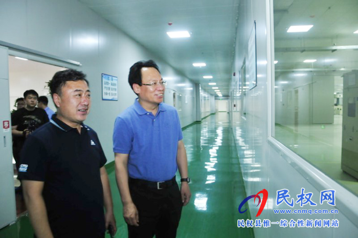 县委常委、常务副县长李启峰深入企业检查安全生产工作 县委常委、常务副县长李启峰深入企业检查安全生产工作