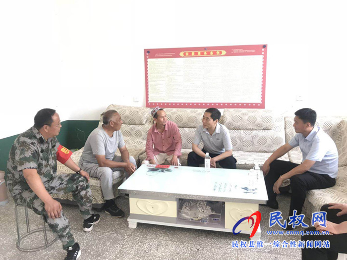 县委常委、组织部长何玉明到褚庙乡看望慰问穆斯林宗教人士 县委常委、组织部长何玉明到褚庙乡看望慰问穆斯林宗教人士
