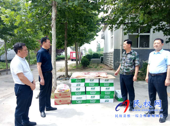 县人社局局长司永福到孙六镇督导慰问秸秆禁烧工作 县人社局局长司永福到孙六镇督导慰问秸秆禁烧工作
