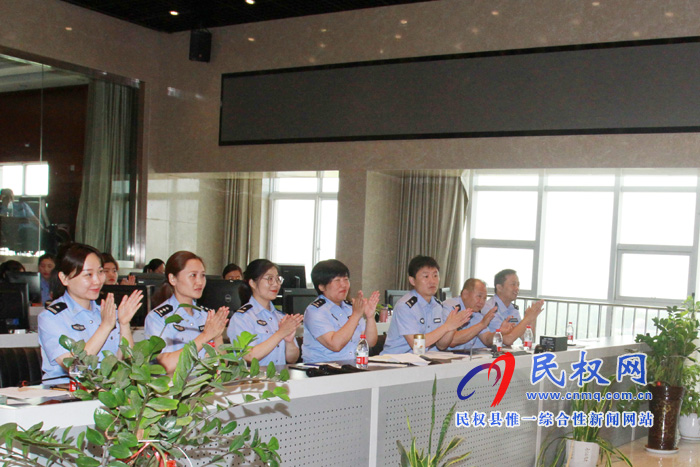 县公安局指挥中心举办“迎七一 党在我心中”演讲比赛 县公安局指挥中心举办“迎七一 党在我心中”演讲比赛