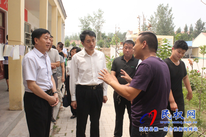 合肥海关政治部主任李晋到我县开展慰问活动 合肥海关政治部主任李晋到我县开展慰问活动