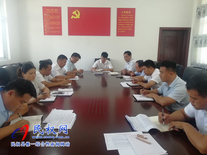 我县各单位、各乡镇(街道办)传达贯彻全县脱贫攻坚推进会精神 我县各单位、各乡镇(街道办)传达贯彻全县脱贫攻坚推进会精神