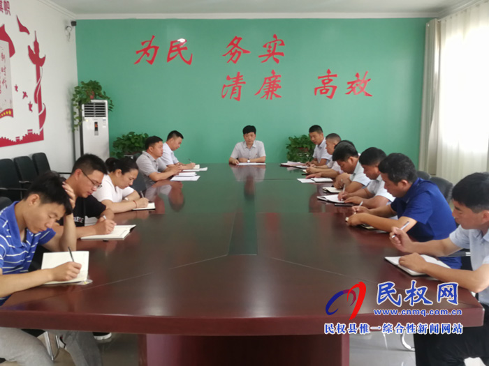 我县各单位、各乡镇(街道办)传达贯彻全县脱贫攻坚推进会精神 我县各单位、各乡镇(街道办)传达贯彻全县脱贫攻坚推进会精神