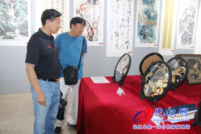 我县展品参加在北京庆祝建党九十八周年书画展暨商丘市非物质文化遗产精品展