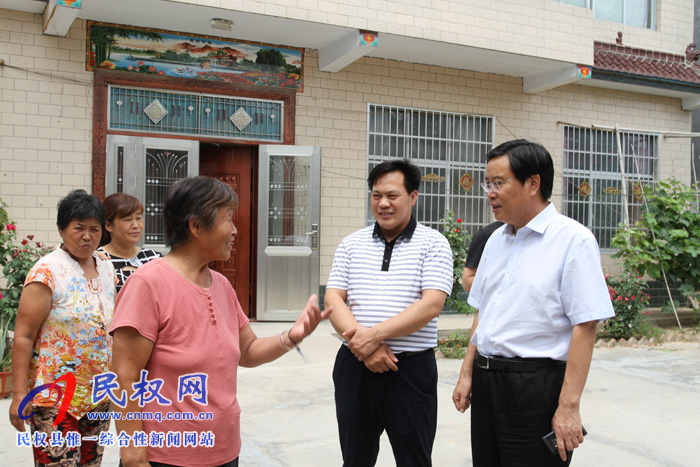 市人大常委会副主任、县委书记姬脉常调研乡镇农村人居环境改善及农户改厕等工作 市人大常委会副主任、县委书记姬脉常调研乡镇农村人居环境改善及农户改厕等工作