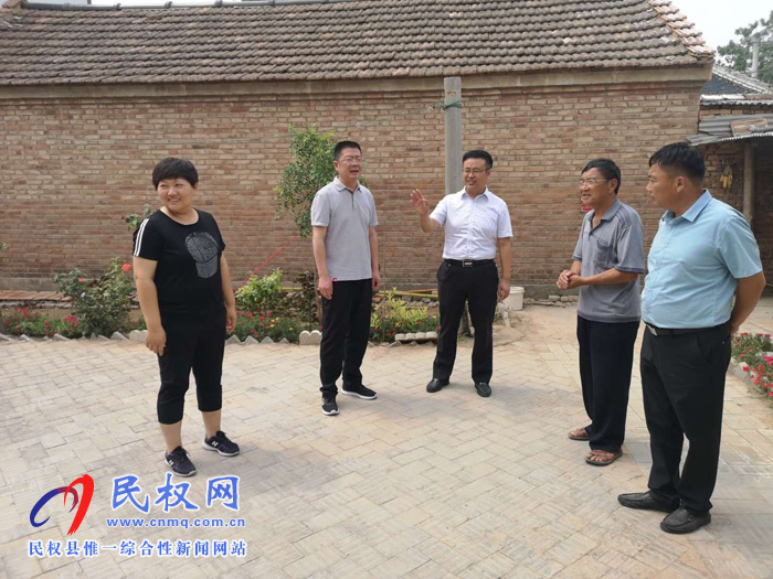 县人大常委会副主任李勇到王庄寨镇督导检查脱贫攻坚“回头看”工作 县人大常委会副主任李勇到王庄寨镇督导检查脱贫攻坚“回头看”工作