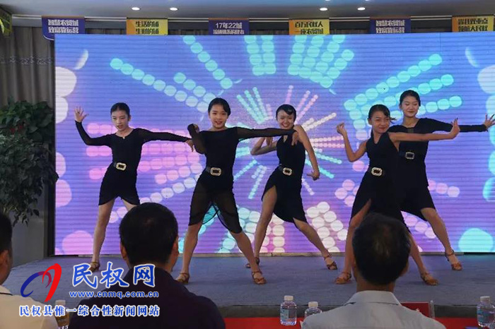 万元大奖等你来赢!CCTV星光青少年,一场全民参与的才艺盛典在民权新农汇·农贸城正式启动! 万元大奖等你来赢!CCTV星光青少年,一场全民参与的才艺盛典在民权新农汇·农贸城正式启动!