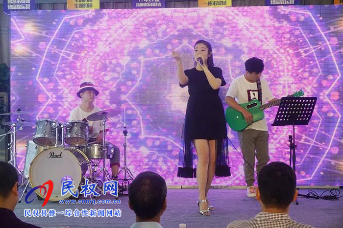 万元大奖等你来赢!CCTV星光青少年,一场全民参与的才艺盛典在民权新农汇·农贸城正式启动! 万元大奖等你来赢!CCTV星光青少年,一场全民参与的才艺盛典在民权新农汇·农贸城正式启动!