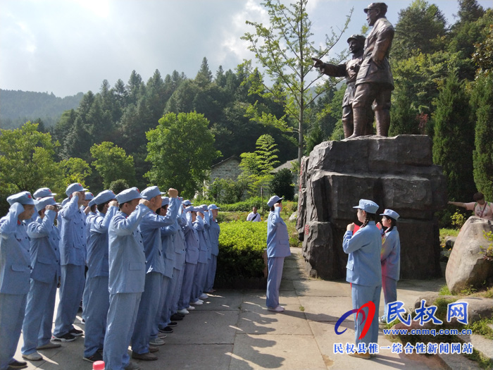 民权高新区组织非公企业开展“不忘初心,牢记使命”红色主题教育实践活动 民权高新区组织非公企业开展“不忘初心,牢记使命”红色主题教育实践活动
