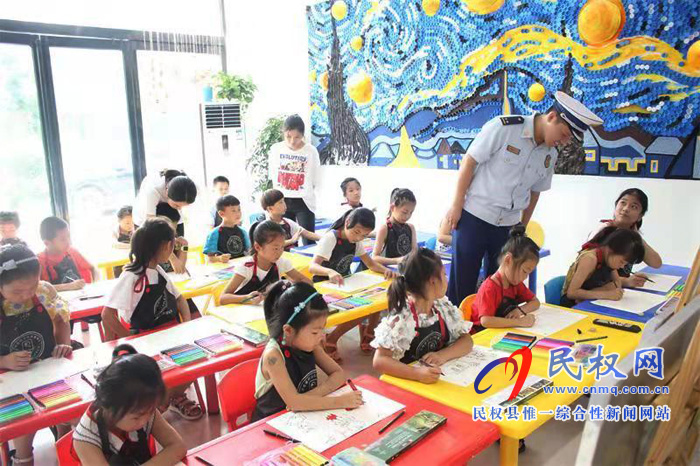 团县委与民权消防大队组织开展暑期消防绘画作文征集活动