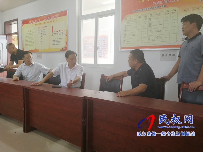 市人大常委会副主任、县委书记姬脉常调研督导脱贫攻坚工作 市人大常委会副主任、县委书记姬脉常调研督导脱贫攻坚工作
