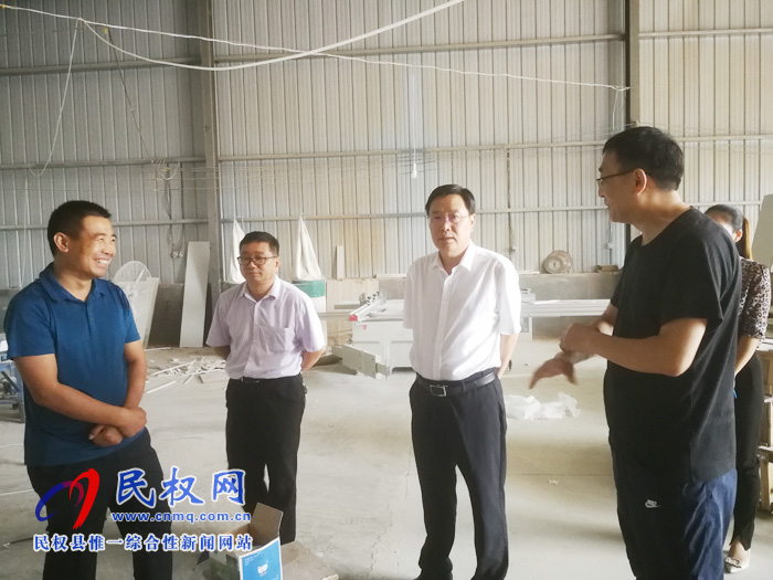 市人大常委会副主任、县委书记姬脉常调研督导脱贫攻坚工作 市人大常委会副主任、县委书记姬脉常调研督导脱贫攻坚工作