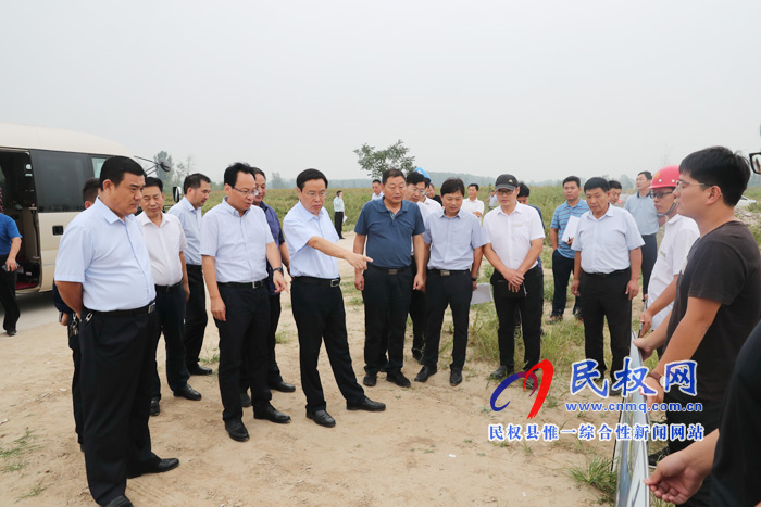 市人大常委会副主任、县委书记姬脉常调研我县城市水系建设工作 市人大常委会副主任、县委书记姬脉常调研我县城市水系建设工作