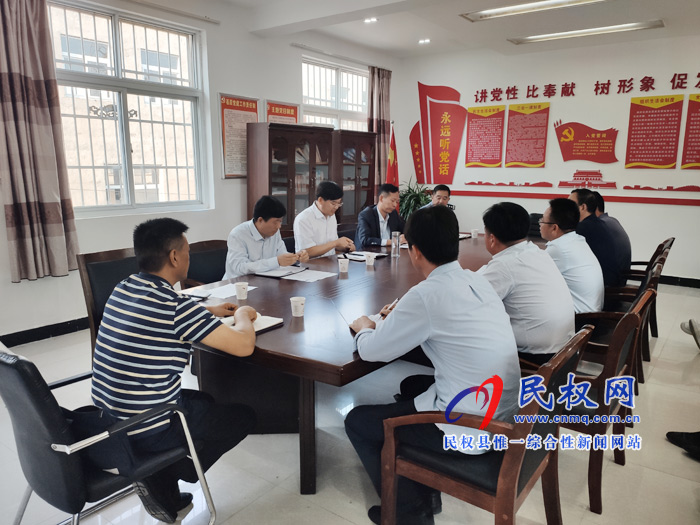 县委副书记、县长张团结深入乡镇调研信访维稳工作 县委副书记、县长张团结深入乡镇调研信访维稳工作