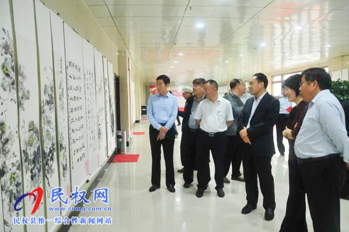 我县举办庆祝新中国暨人民政协成立70周年书画展 我县举办庆祝新中国暨人民政协成立70周年书画展