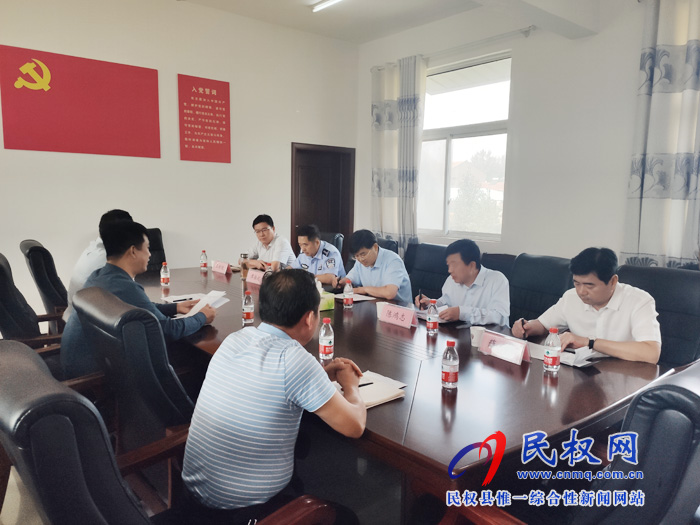 县委副书记、县长张团结深入乡镇调研信访维稳和安全生产工作 县委副书记、县长张团结深入乡镇调研信访维稳和安全生产工作