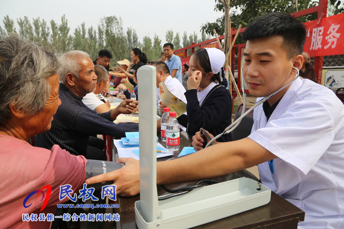 民权县“四下乡”活动暨社会科学普及周启动仪举行 民权县“四下乡”活动暨社会科学普及周启动仪举行