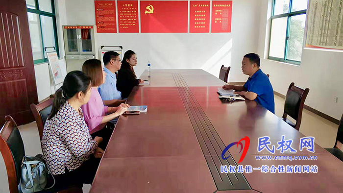 县委党史研究室在双塔镇常东村召开会议 县委党史研究室在双塔镇常东村召开会议