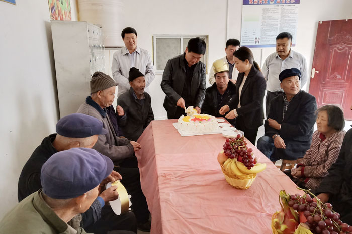 白云寺镇:九九重阳节 浓浓敬老情 白云寺镇:九九重阳节 浓浓敬老情