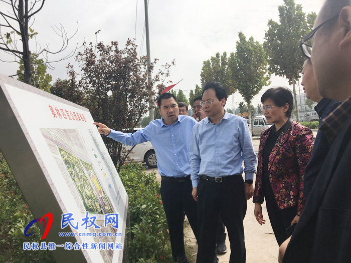 县委常委、常务副县长李启峰督导我县国家园林城市创建工作 县委常委、常务副县长李启峰督导我县国家园林城市创建工作